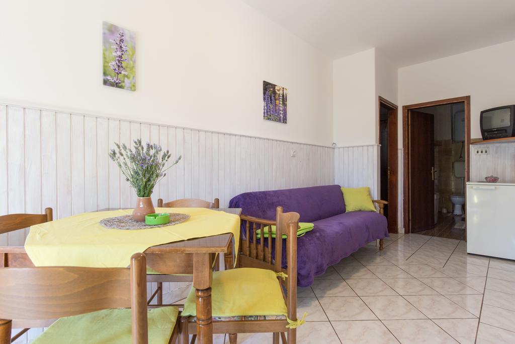 Apartment Milka A4 克尔克 外观 照片