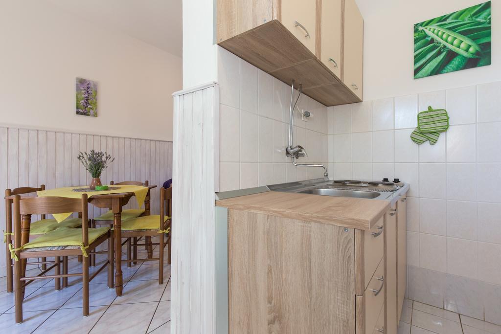 Apartment Milka A4 克尔克 外观 照片